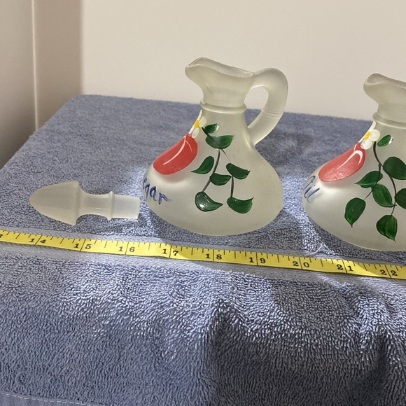 Frosted Glass Vinegar and Oil Decanters - Picture 3 of 11